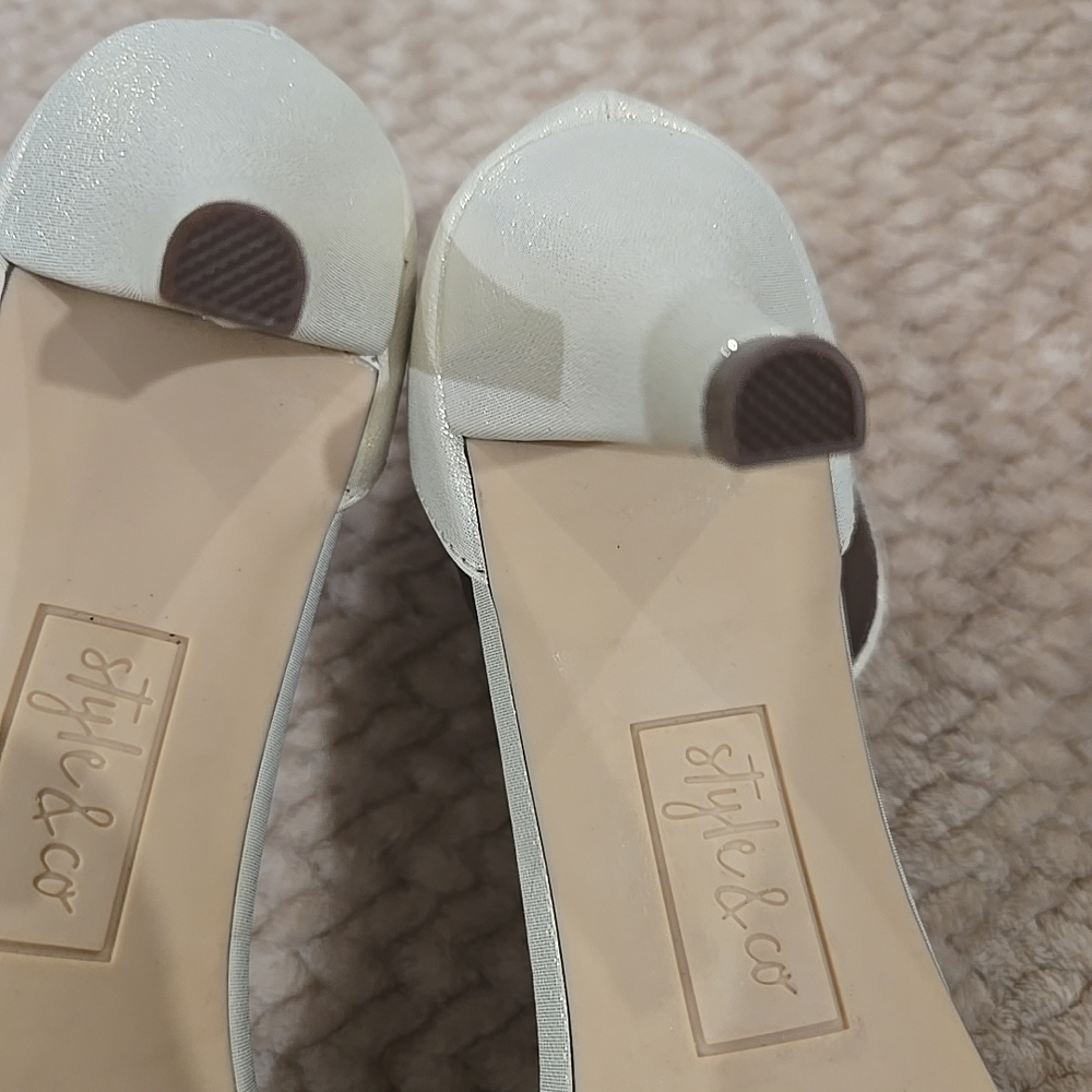Style & Co Cream Gold Rhinestone Ankle Strap Heels Sandals Size 12M Dress Shoes - Picture 8 of 11